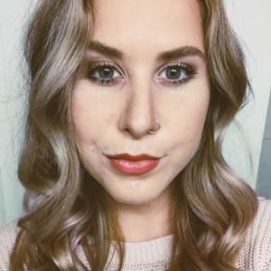 Meet your Posher, Candice